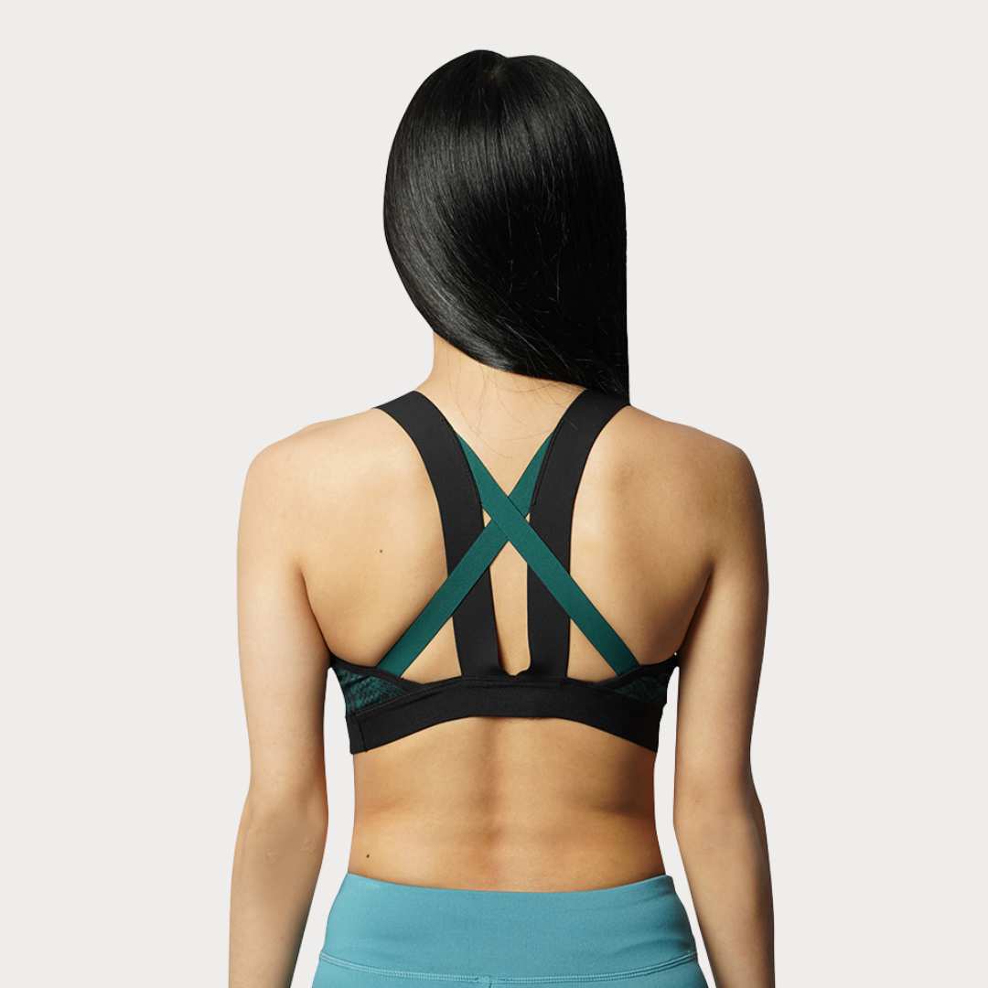 Sports Bra Activewear / Sportswear - Women's Light Support X-Straps Bra - S / Green - Outperformer