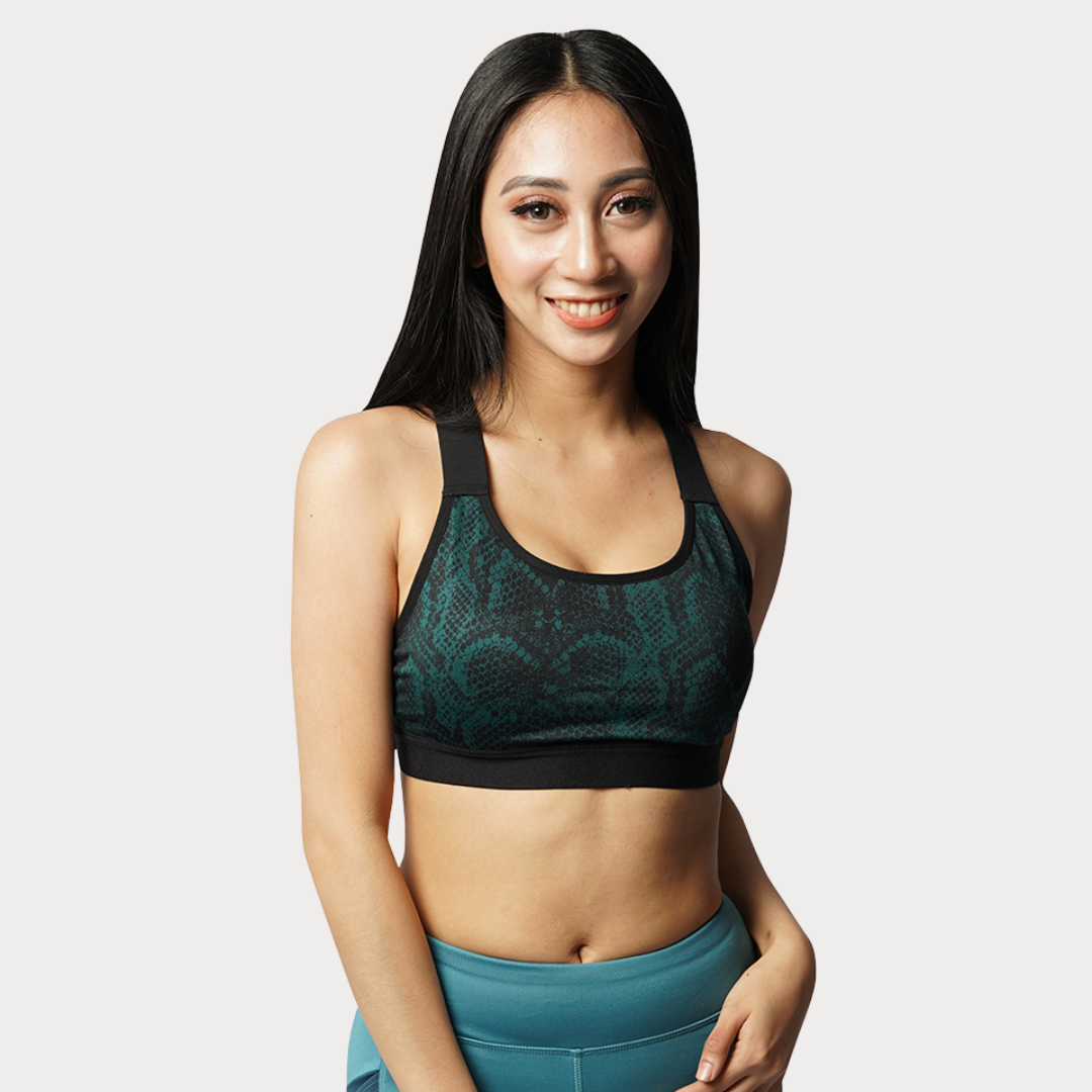 Sports Bra Activewear / Sportswear - Women's Light Support X-Straps Bra - S / Green - Outperformer